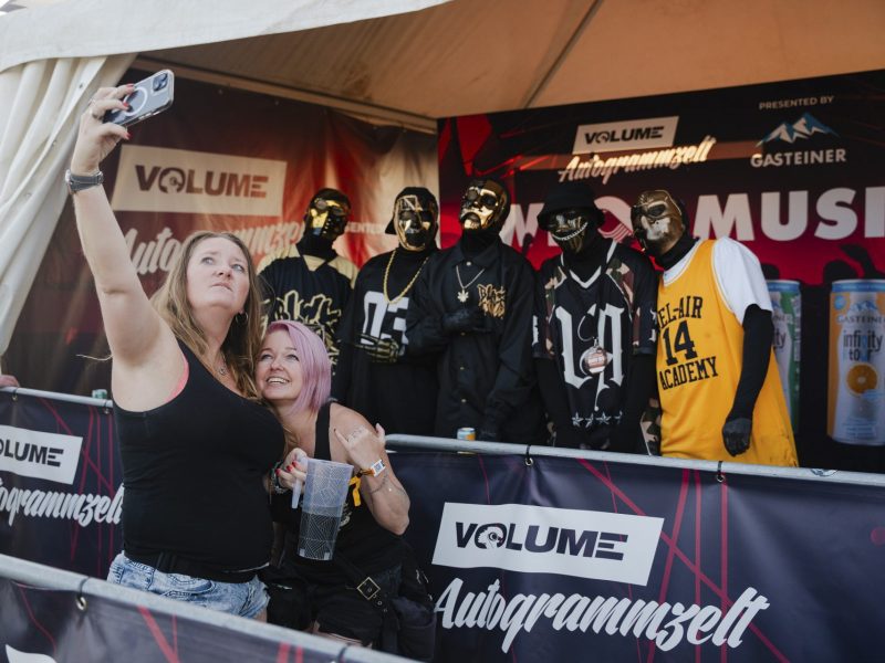 nova-rock-festival-2025-autogrammzelt-pres-by-gasteiner-112